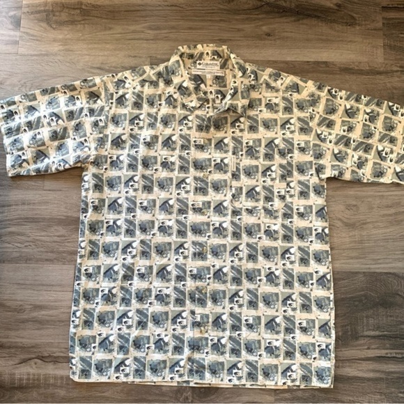 Men's Columbia Hawaiian Fish Pattern 100% Cotton Casual Button Down - Picture 2 of 6